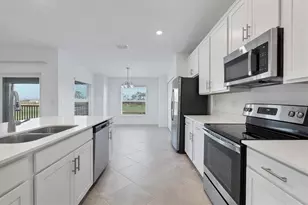 12470 Wellen Golf St, Venice, FL 34293 - Photo 14