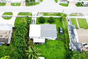 18040 NW 2nd Ct, Miami Gardens, FL 33169 - Photo 30