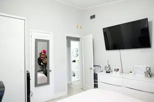 18040 NW 2nd Ct, Miami Gardens, FL 33169 - Photo 12