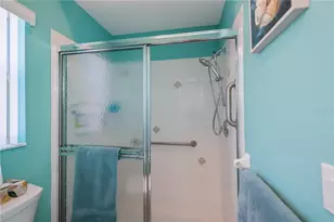 2142 S Chamberlain Blvd, North Port, FL 34286 - Photo 32