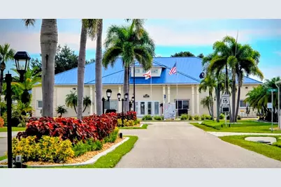 176 W Manatee Loop, Punta Gorda, FL 33950 - Photo 4