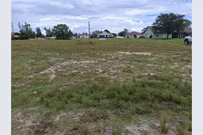 2127 NE 34th Terrace, Cape Coral, FL 33909 - Photo 6