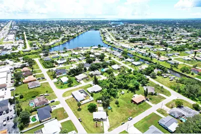 1087 Reed Terrace NW, Port Charlotte, FL 33948 - Photo 30