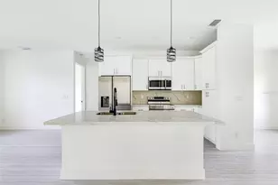 17196 Glenview Ave, Port Charlotte, FL 33954 - Photo 12