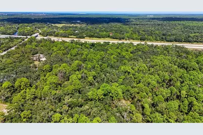 344 S Moon Drive, Venice, FL 34292 - Photo 8