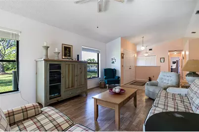 3041 Matecumbe Key Road #4, Punta Gorda, FL 33955 - Photo 4