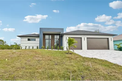 9516 President Circle, Port Charlotte, FL 33981 - Photo 1