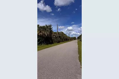 13068 Doubleday Avenue, Port Charlotte, FL 33953 - Photo 8