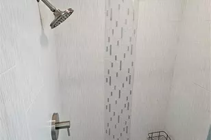 136 SE 5th St, Cape Coral, FL 33990 - Photo 18