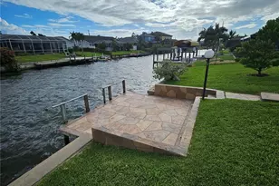 136 SE 5th St, Cape Coral, FL 33990 - Photo 36