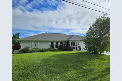 136 SE 5th Street, Cape Coral, FL 33990 - Photo 2