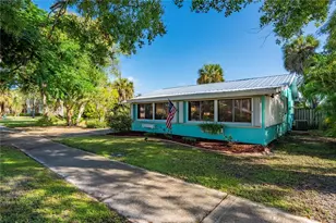 210 Harvey St, Punta Gorda, FL 33950 - Photo 6