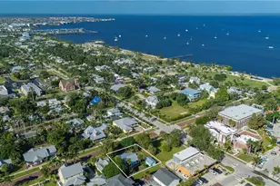 210 Harvey St, Punta Gorda, FL 33950 - Photo 2