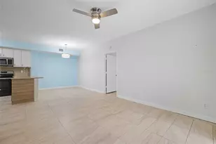 6401 Aragon Way, Fort Myers, FL 33966 - Photo 12