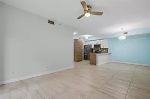 6401 Aragon Way, Fort Myers, FL 33966 - Photo 10