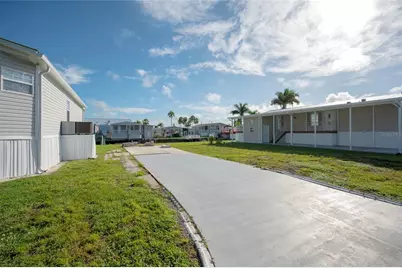 4300 Riverside Drive #204, Punta Gorda, FL 33982 - Photo 10