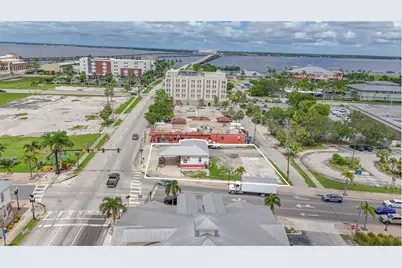 140 Tamiami Trail, Punta Gorda, FL 33950 - Photo 2
