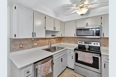 2320 Shelly Drive #B, Palm Harbor, FL 34684 - Photo 16