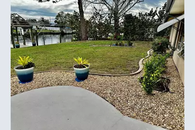 18393 Hottelet Circle, Port Charlotte, FL 33948 - Photo 12