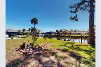 18393 Hottelet Circle, Port Charlotte, FL 33948 - Photo 58