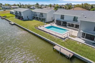 707 SW 3rd Ct, Cape Coral, FL 33991 - Photo 22