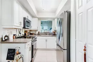 122 Annapolis Ln, Rotonda West, FL 33947 - Photo 16