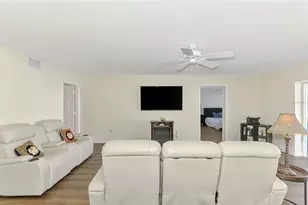 130 Breakers Ct, Punta Gorda, FL 33950 - Photo 10