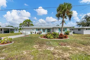 40 Crestview Dr, Englewood, FL 34223 - Photo 1