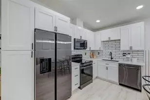 3030 Ashton Rd, Sarasota, FL 34231 - Photo 2