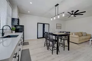 3030 Ashton Rd, Sarasota, FL 34231 - Photo 6