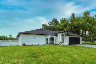 16275 Horizon Rd, North Fort Myers, FL 33917 - Photo 2