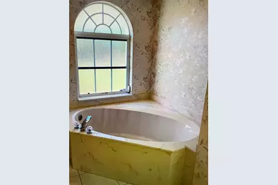 21464 Bingham Avenue, Port Charlotte, FL 33954 - Photo 22