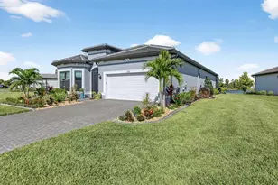 17312 Luminous Ave, Venice, FL 34293 - Photo 2