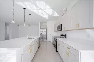 14191 Onslow Ln, Port Charlotte, FL 33981 - Photo 12