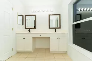 8350 Village Edge Cir, Fort Myers, FL 33919 - Photo 46