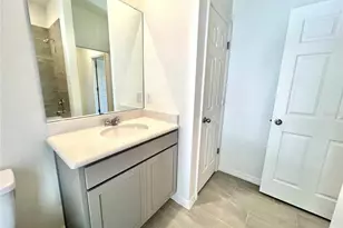 4 Lynbrook Dr, Palm Coast, FL 32137 - Photo 12