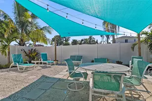 702 Poinciana Rd, Nokomis, FL 34275 - Photo 26