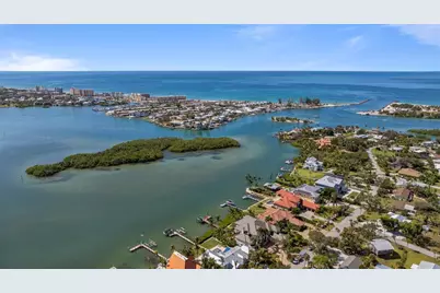 702 Poinciana Road, Nokomis, FL 34275 - Photo 40