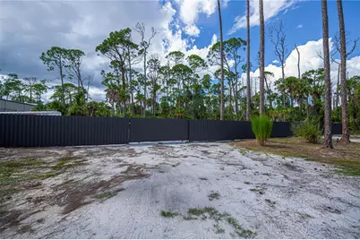 401 Zorita Street, Port Charlotte, FL 33954 - Photo 20