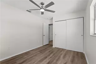 1097 Willis Ave, Sarasota, FL 34232 - Photo 14