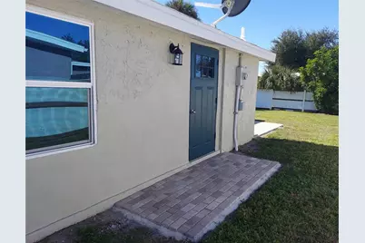 3165 Crestwood Drive, Port Charlotte, FL 33952 - Photo 4