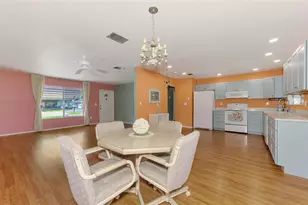 6916 Roslyn Ct, North Port, FL 34287 - Photo 12