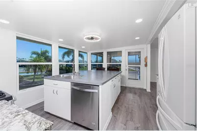 7548 Ratan Circle, Port Charlotte, FL 33981 - Photo 8