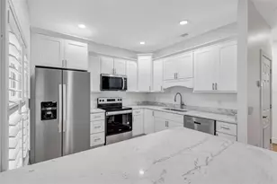 7696 Plantation Cir, Bradenton, FL 34201 - Photo 6