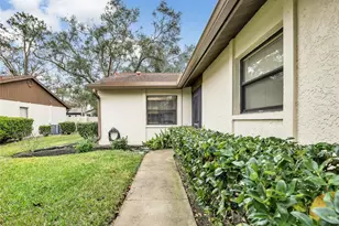 623 Oak Hill Cir, Sarasota, FL 34232 - Photo 6