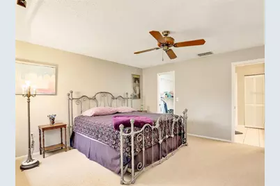 623 Oak Hill Circle #28, Sarasota, FL 34232 - Photo 4