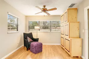 623 Oak Hill Cir, Sarasota, FL 34232 - Photo 14