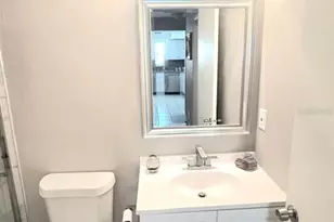 623 Oak Hill Cir, Sarasota, FL 34232 - Photo 24