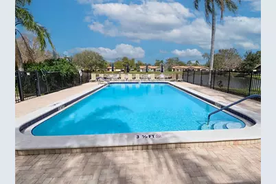 623 Oak Hill Circle #28, Sarasota, FL 34232 - Photo 28