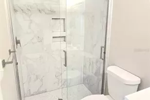 623 Oak Hill Cir, Sarasota, FL 34232 - Photo 22